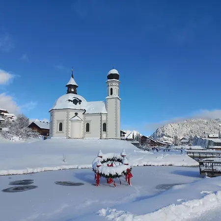 Lägenhet Lercher By Interhome Seefeld in Tirol